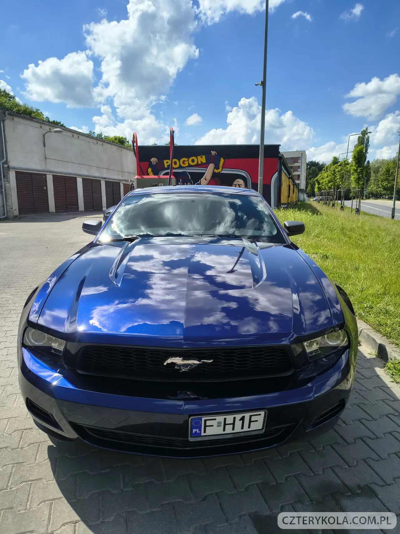 Ford- Mustang- 2012 
