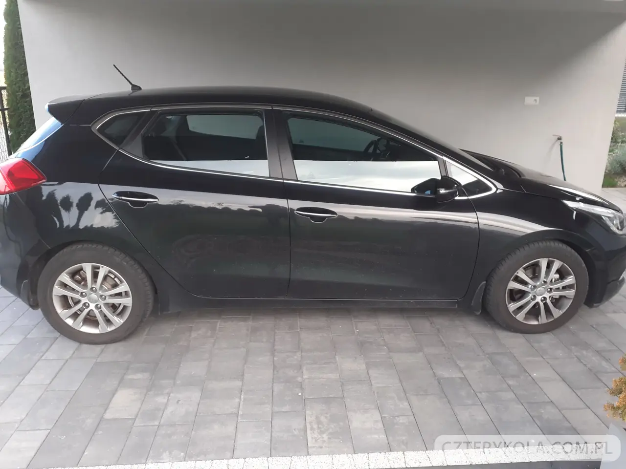 Kia- Ceed- 2012 
