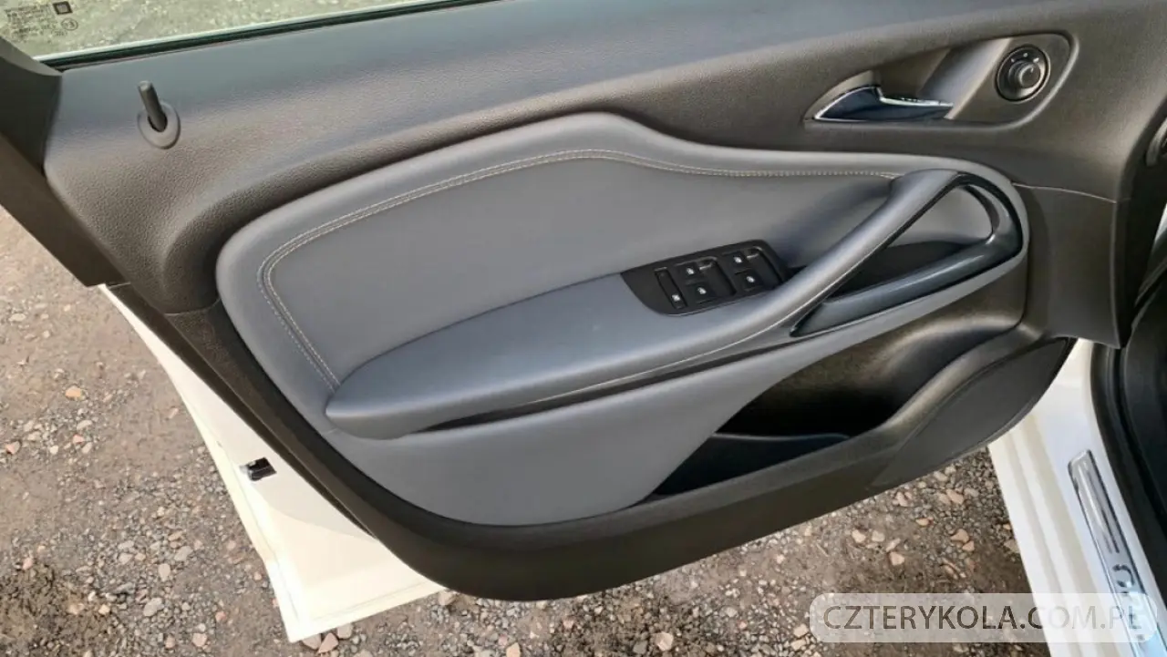 Opel- Zafira- 2014 