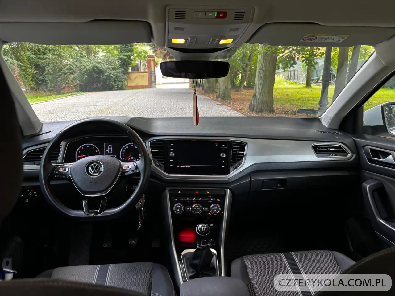 Volkswagen- T-Roc- 2021 