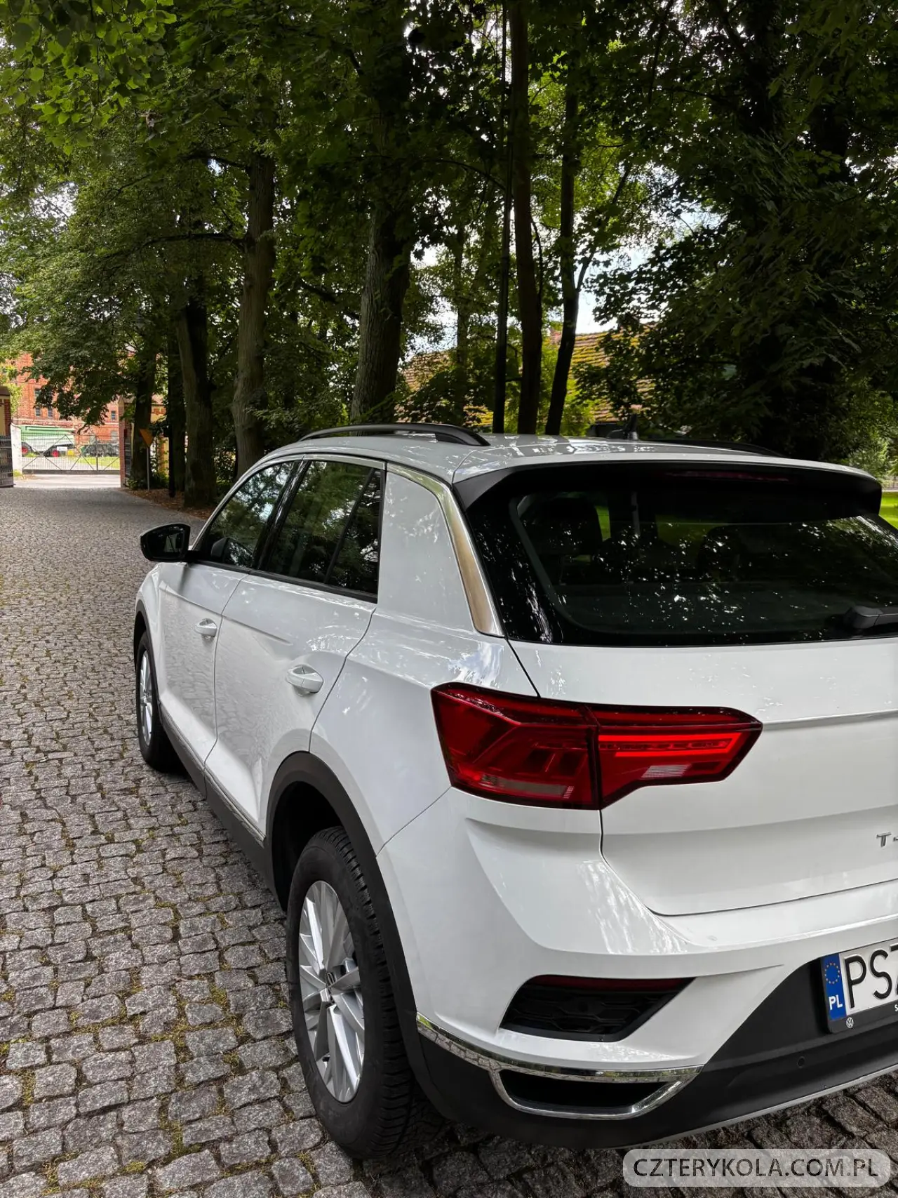 Volkswagen- T-Roc- 2021 
