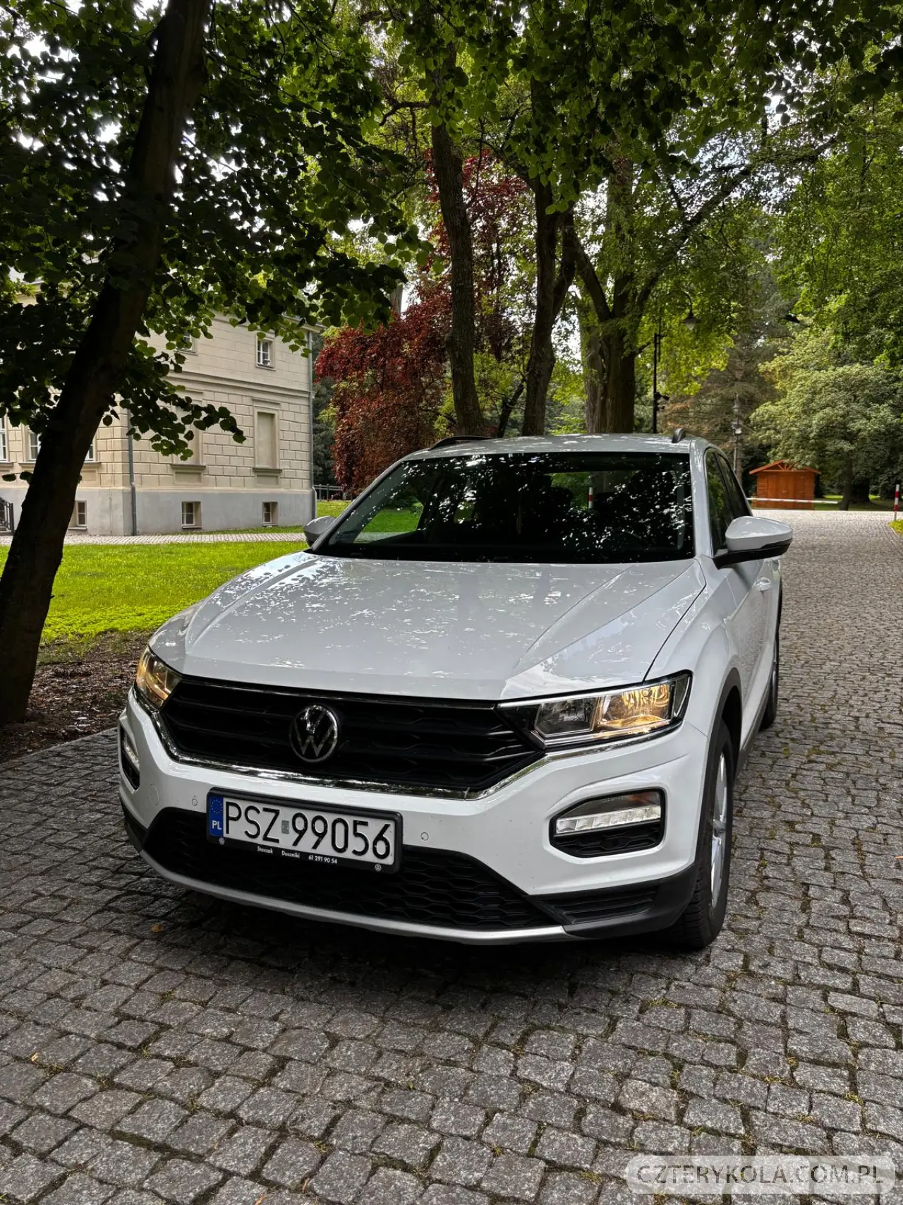 Volkswagen- T-Roc- 2021 