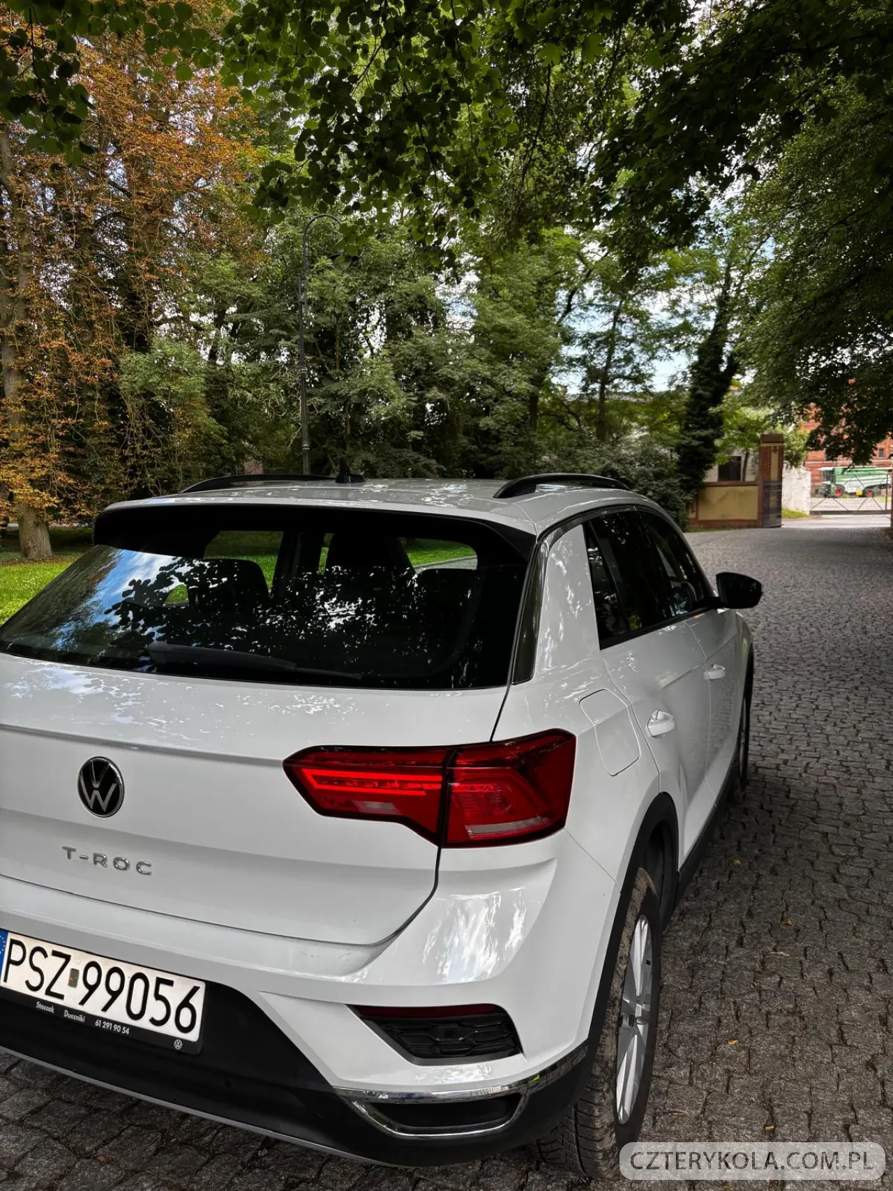 Volkswagen- T-Roc- 2021 