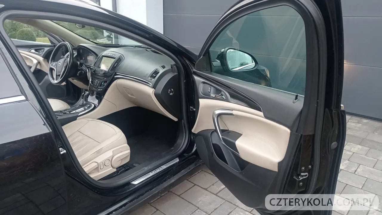 Opel- Insignia- 2017 