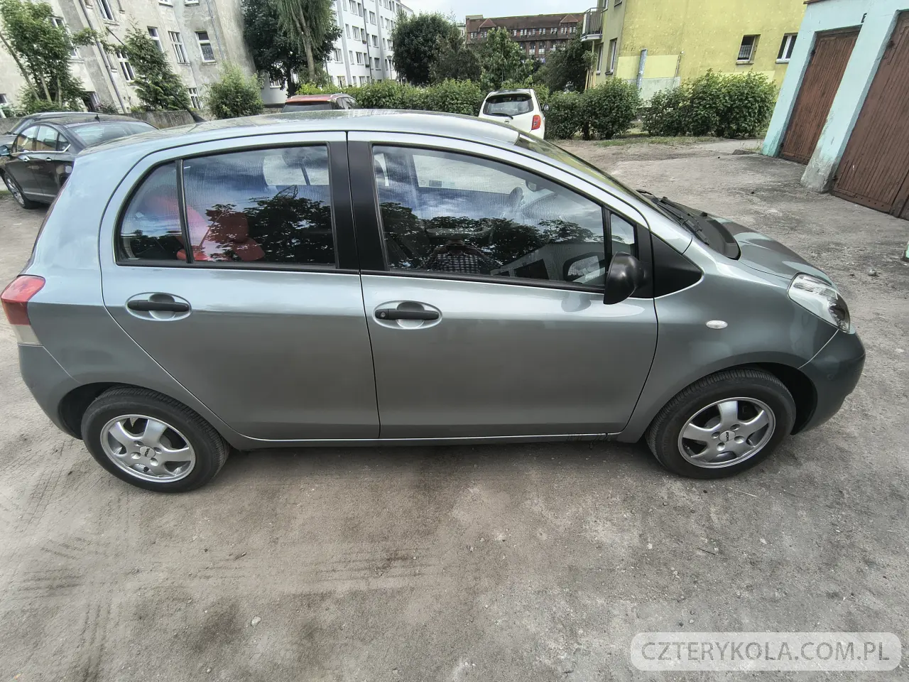 Toyota- Yaris- 2009 