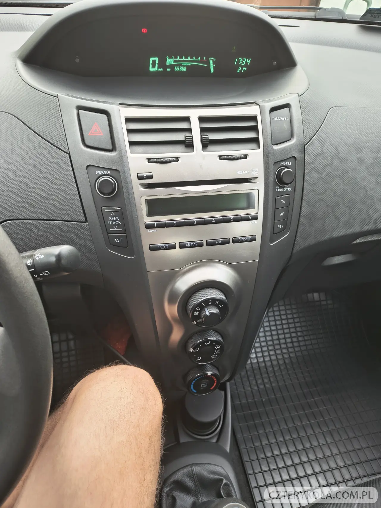 Toyota- Yaris- 2009 
