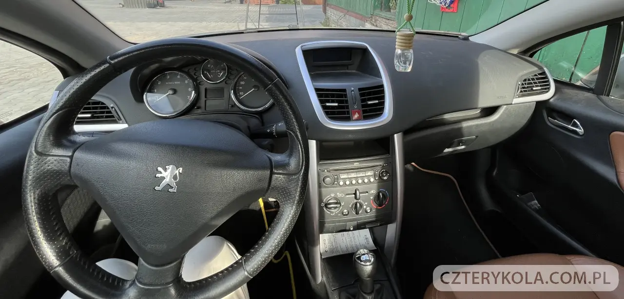 Peugeot- 207 CC- 2009 