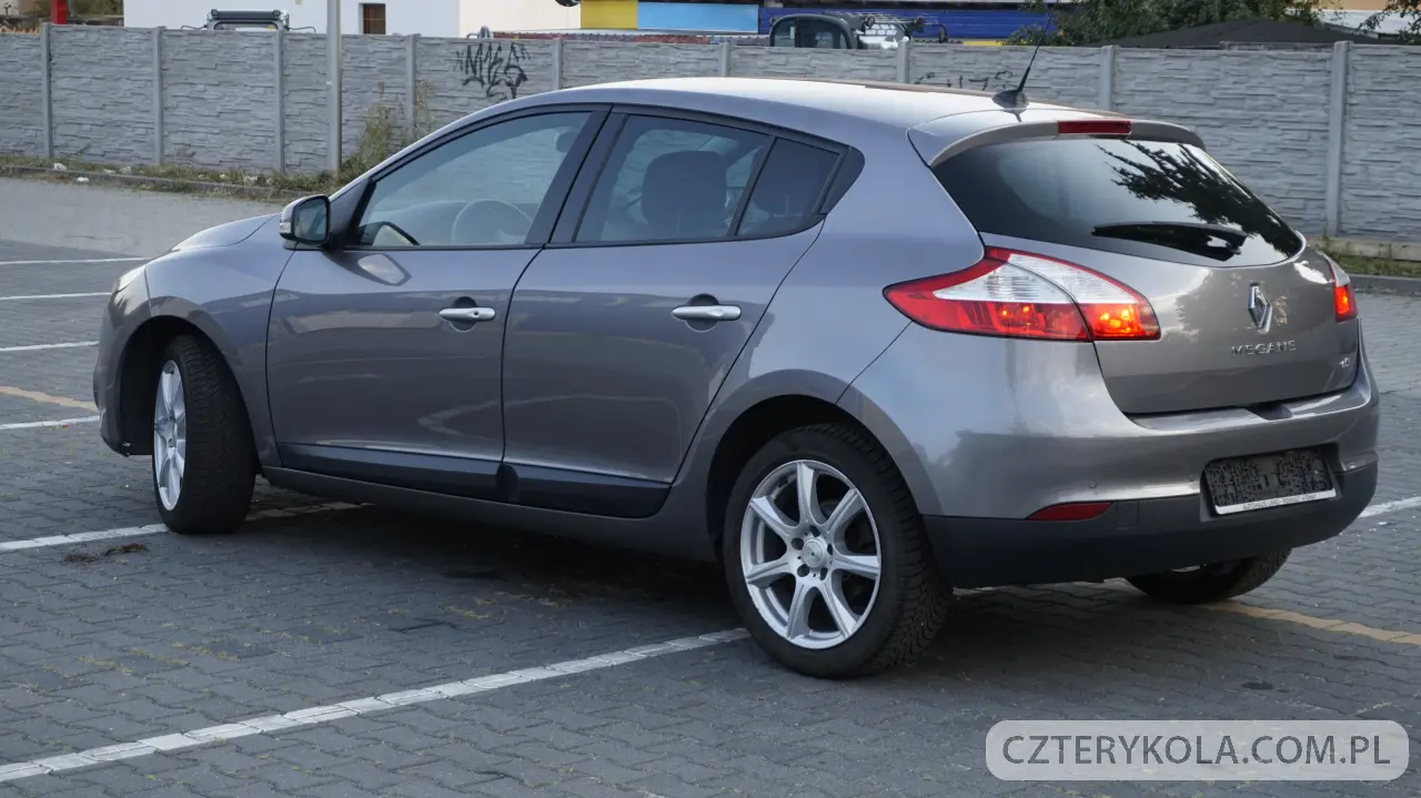 Renault- Megane- 2010 