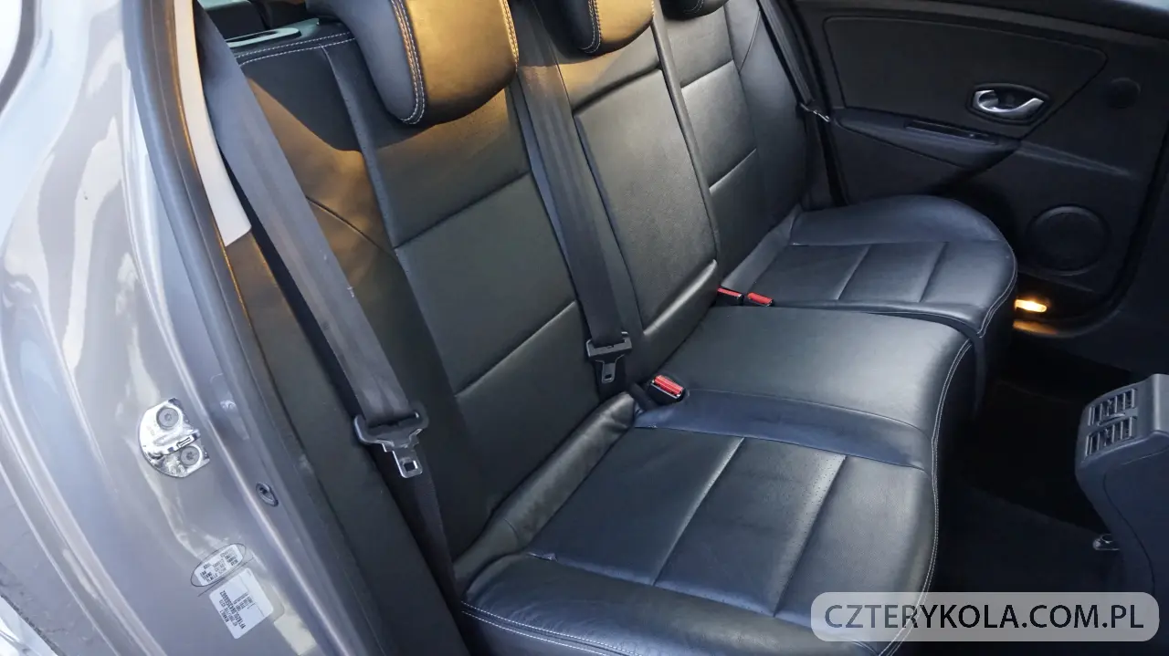 Renault- Megane- 2010 