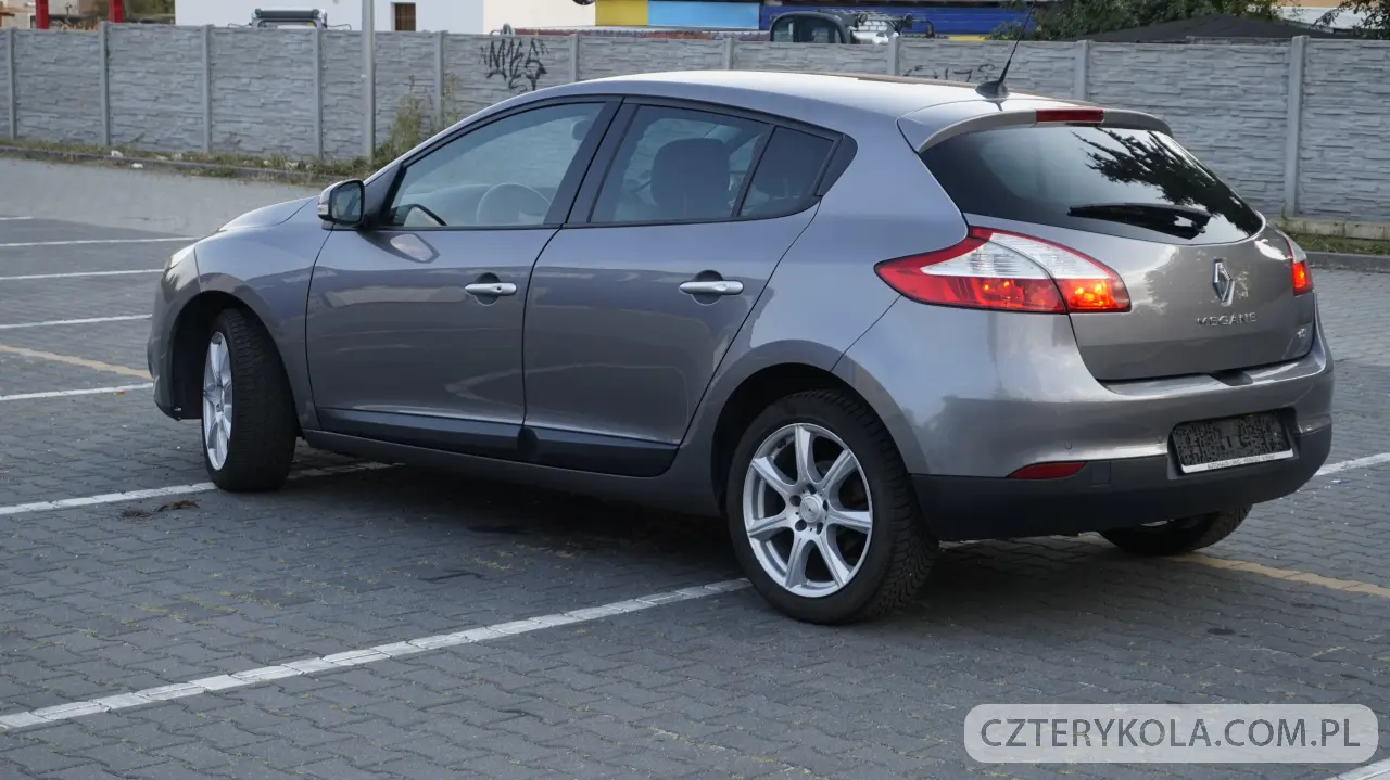 Renault- Megane- 2010 