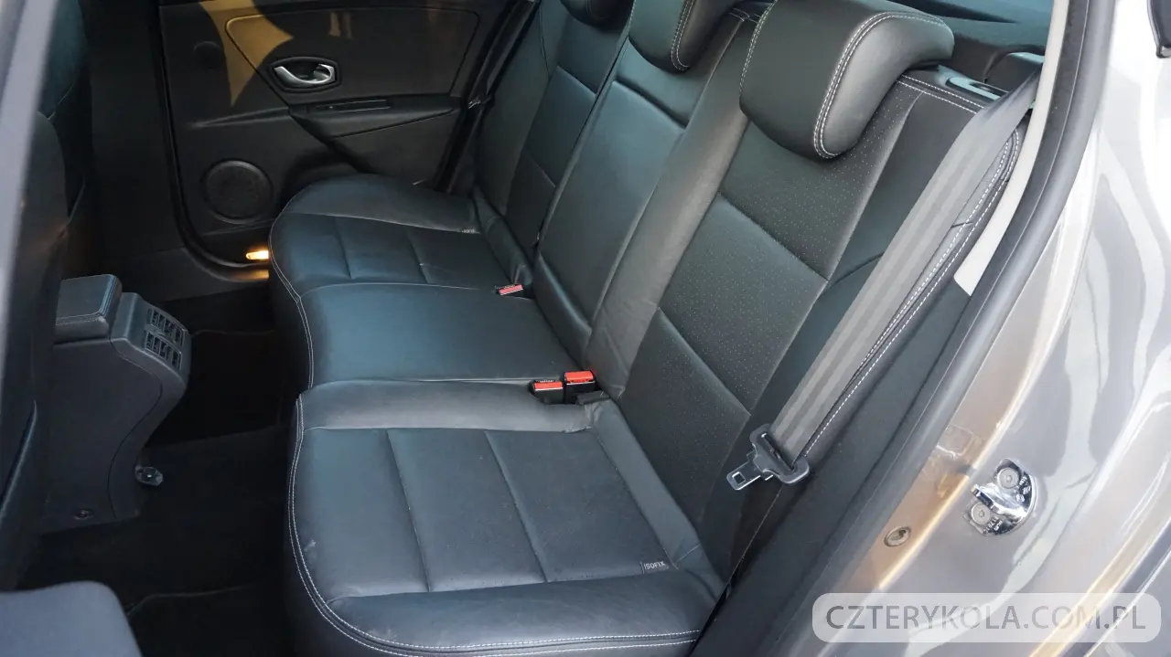 Renault- Megane- 2010 