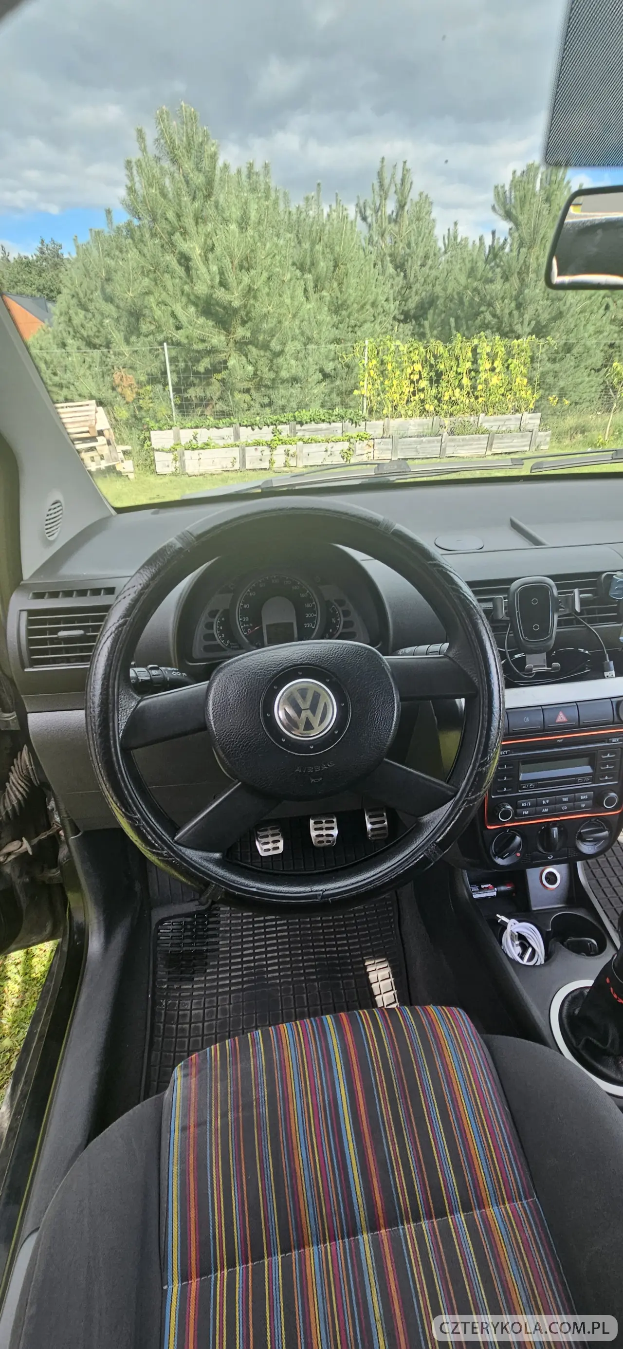 Volkswagen- Fox- 2006 