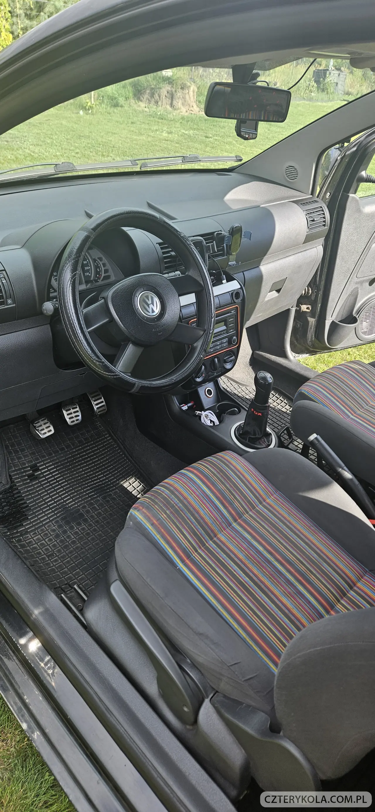 Volkswagen- Fox- 2006 