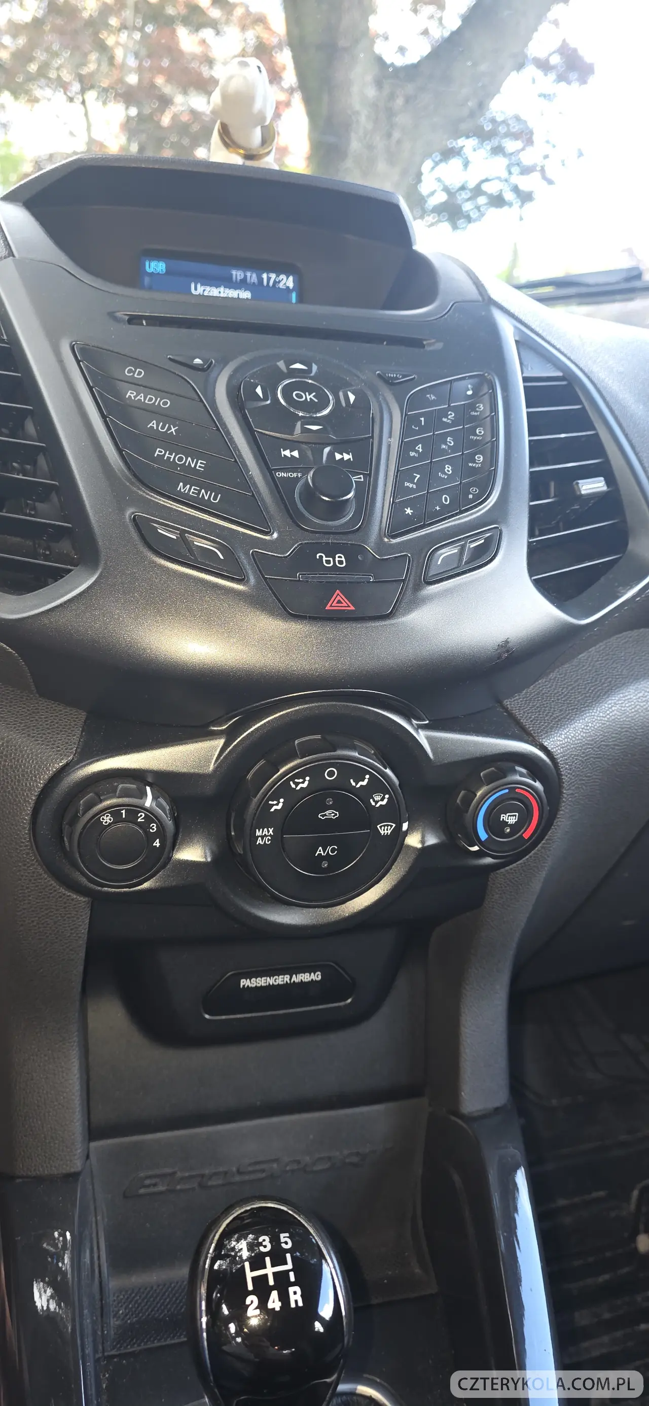Ford- EcoSport- 2016 