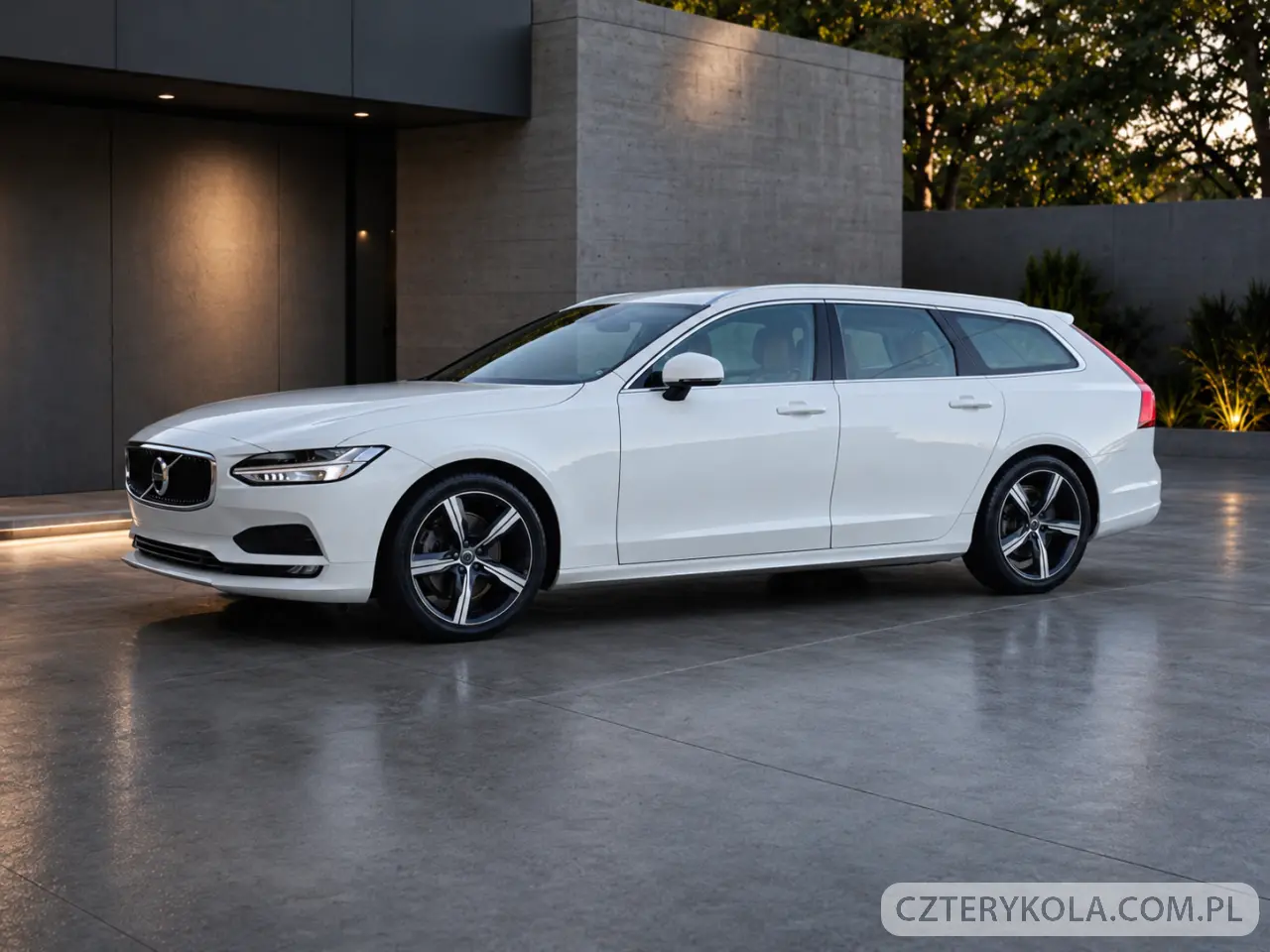 Volvo- V90- 2020 