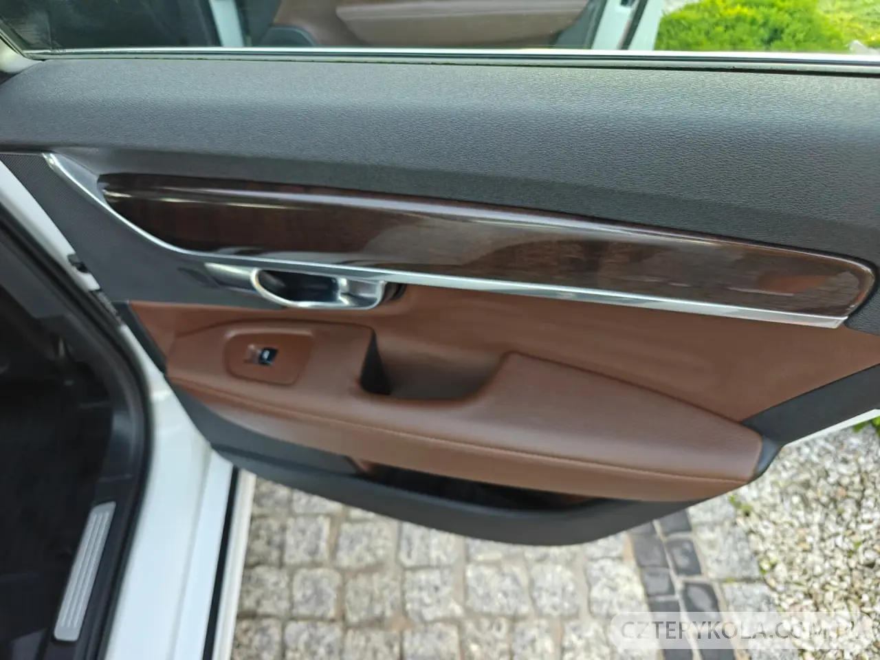 Volvo- V90- 2020 