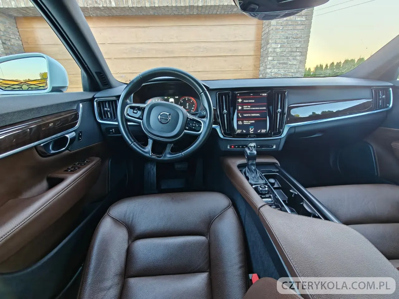 Volvo- V90- 2020 
