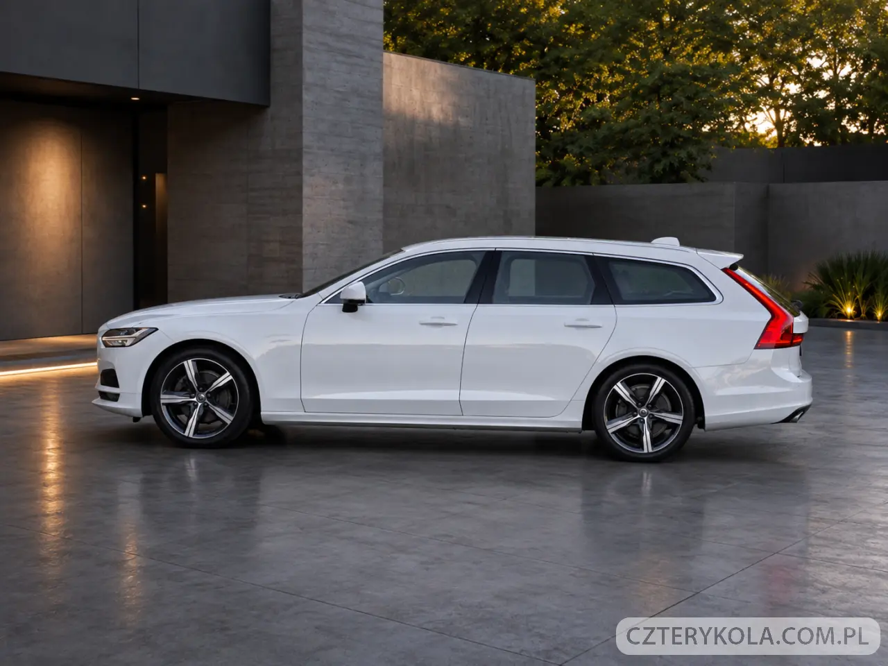 Volvo- V90- 2020 