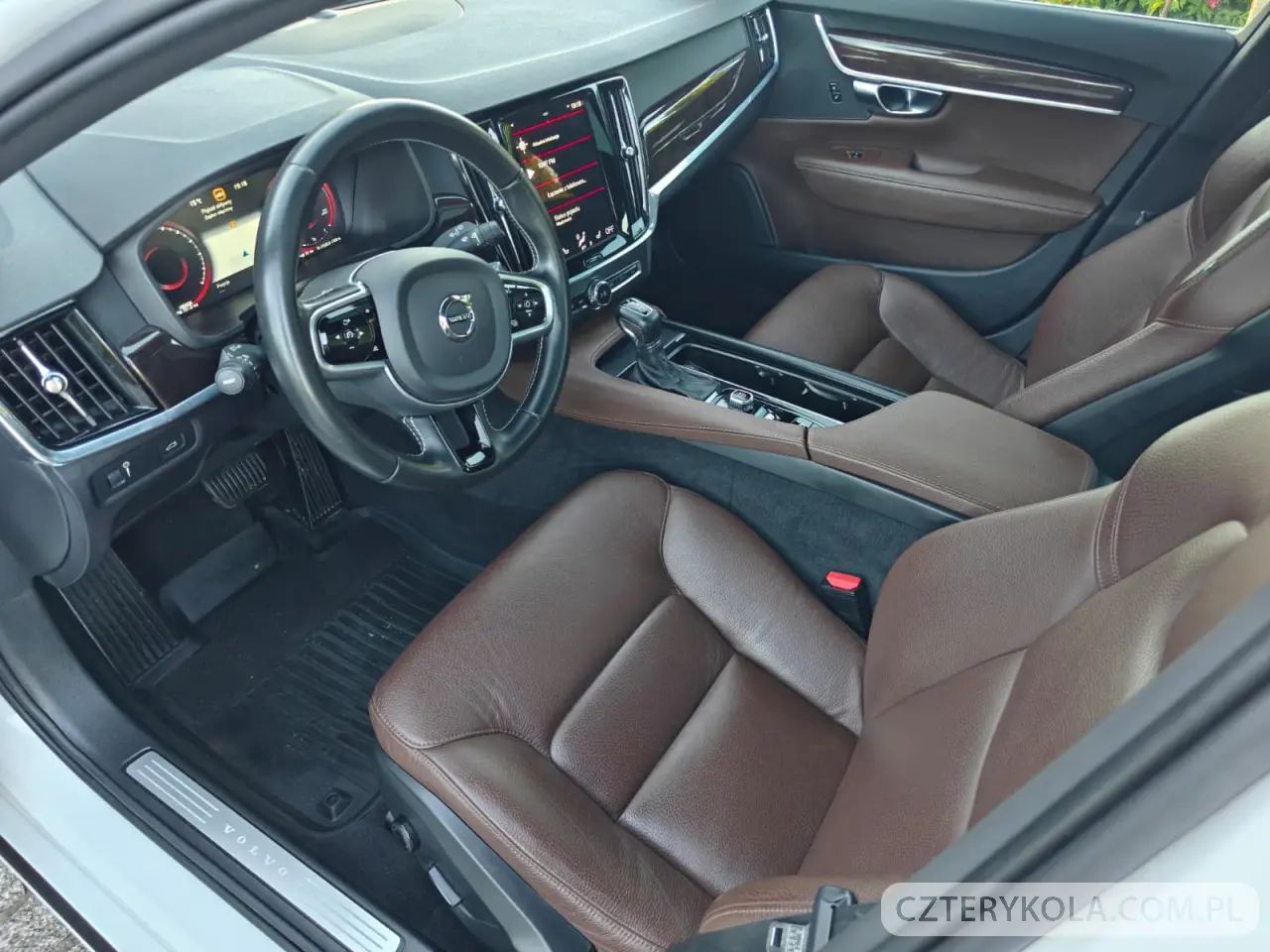 Volvo- V90- 2020 