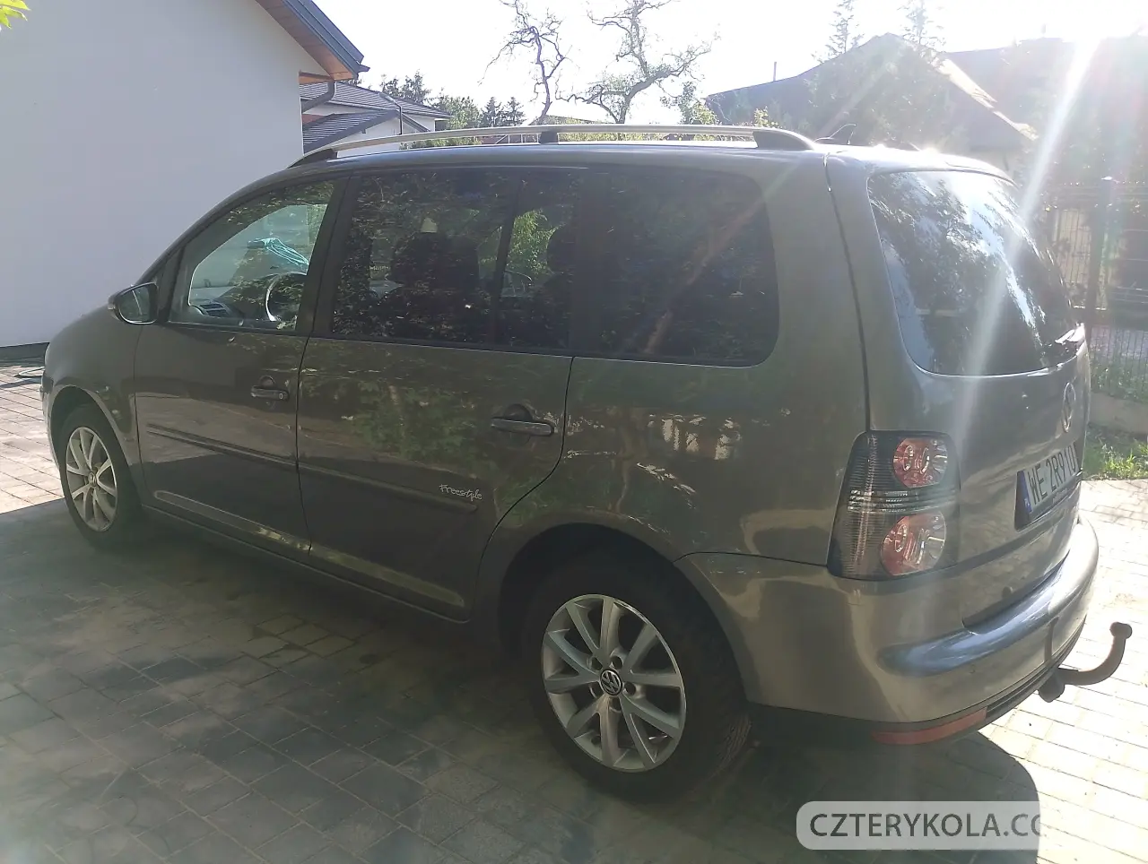 Volkswagen- Touran- 2010 