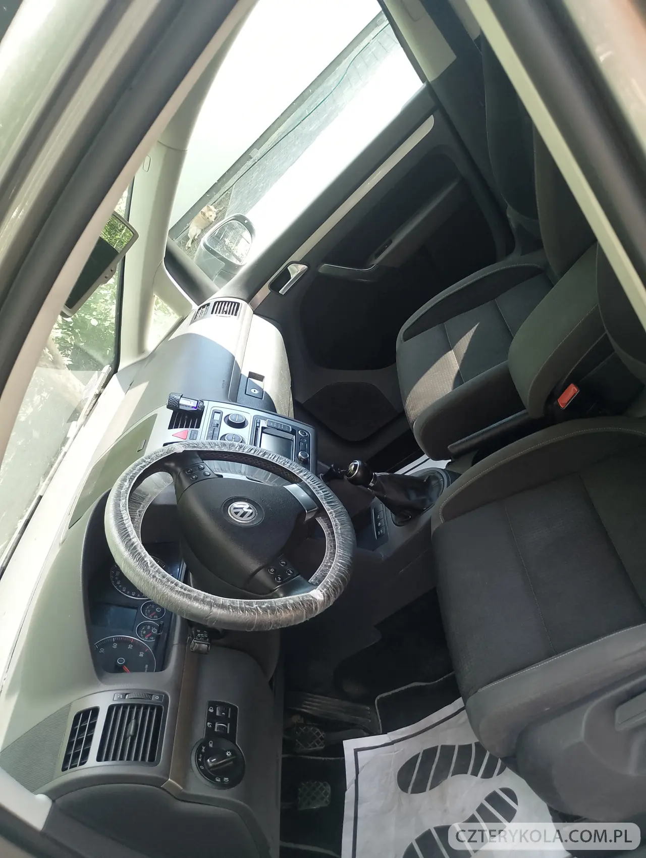 Volkswagen- Touran- 2010 