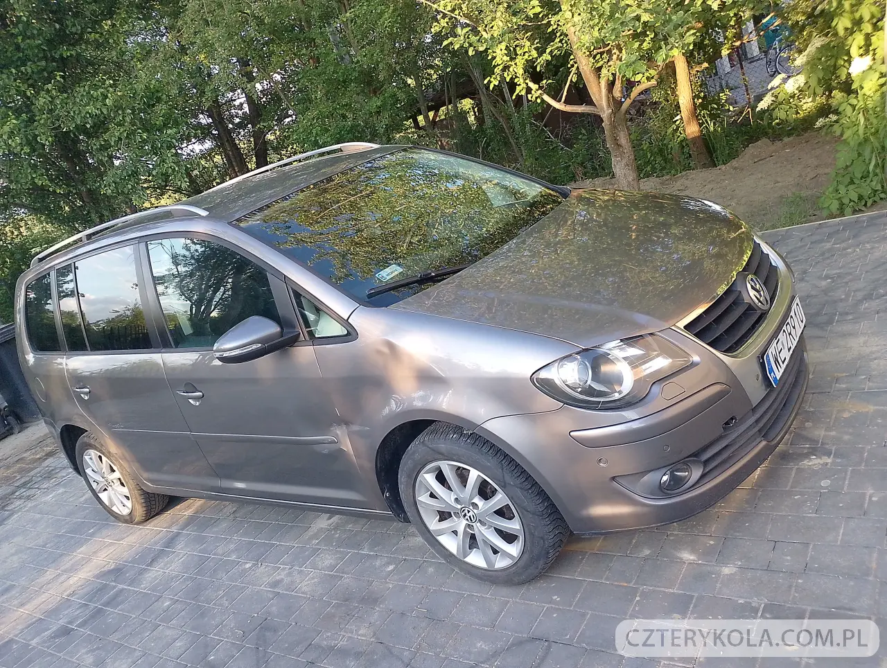 Volkswagen- Touran- 2010 