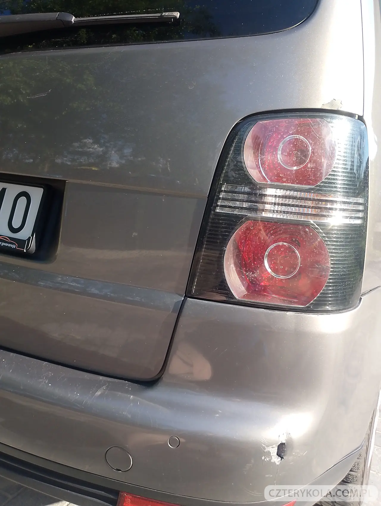 Volkswagen- Touran- 2010 