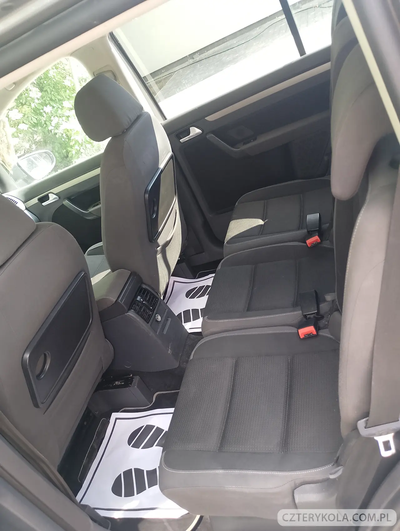 Volkswagen- Touran- 2010 
