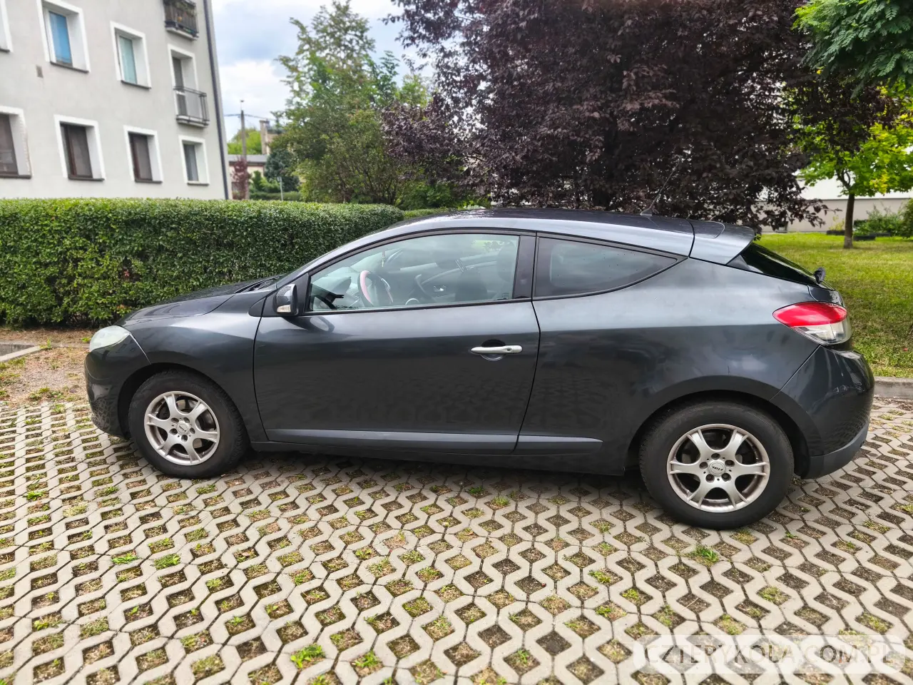Renault- Megane- 2010 