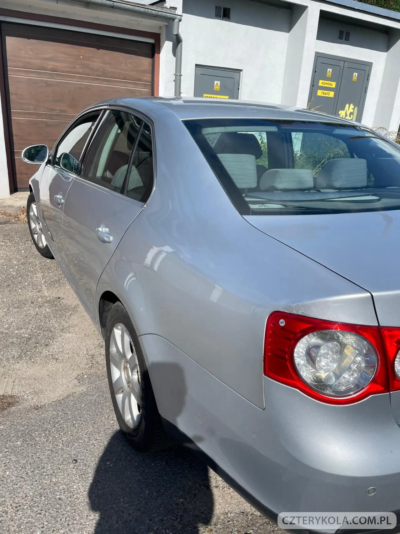 Volkswagen- Jetta- 2005 