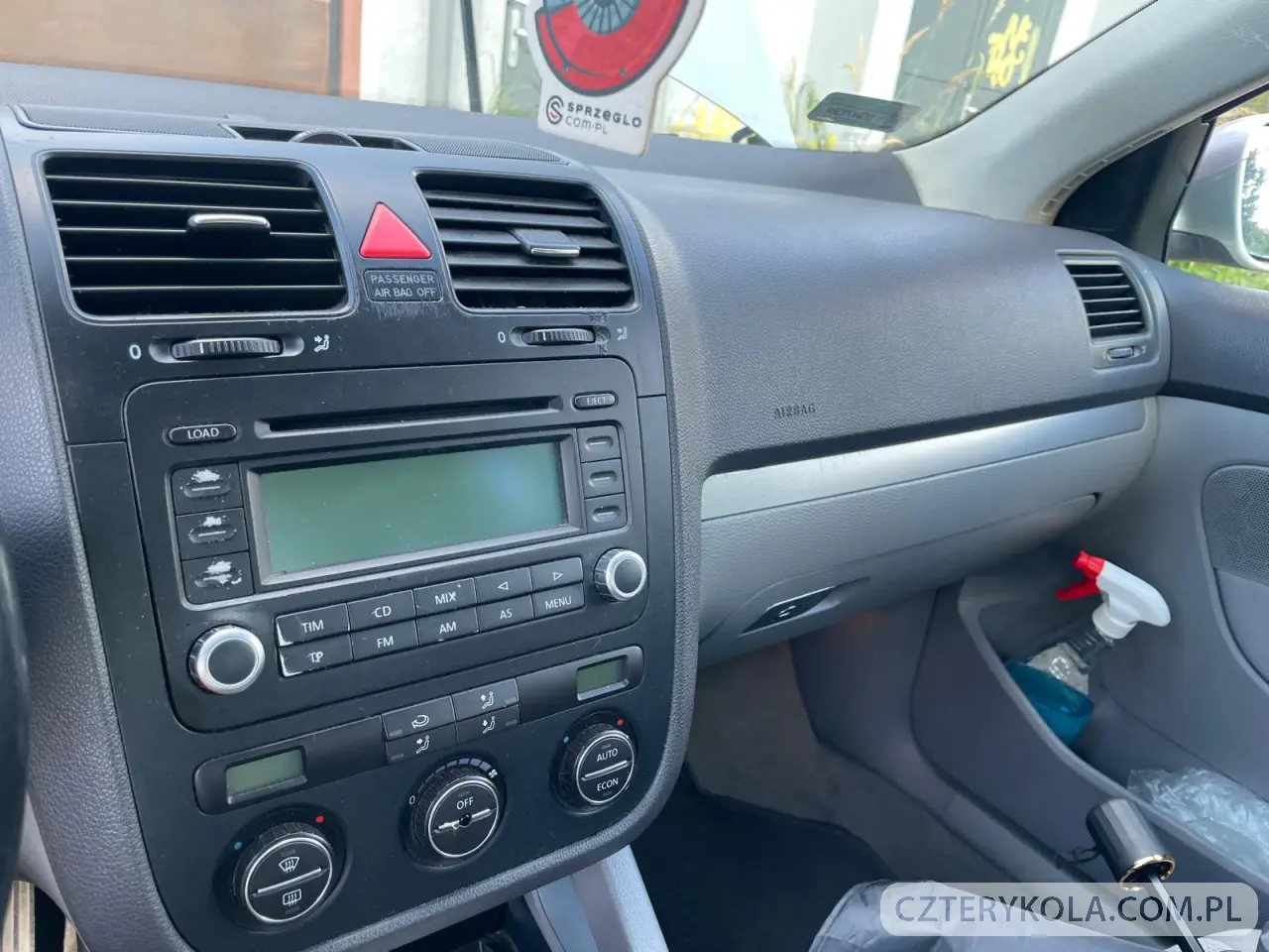 Volkswagen- Jetta- 2005 