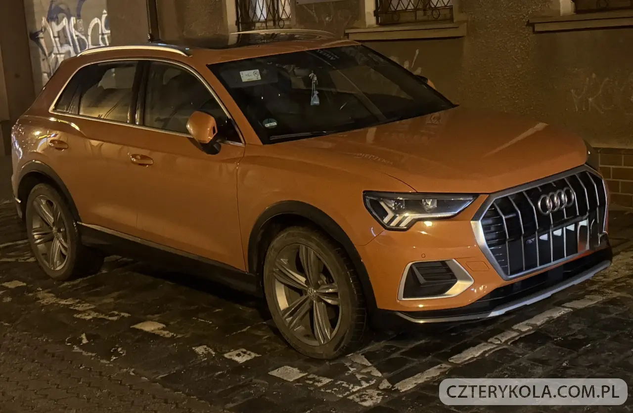 Audi- Q3- 2019 