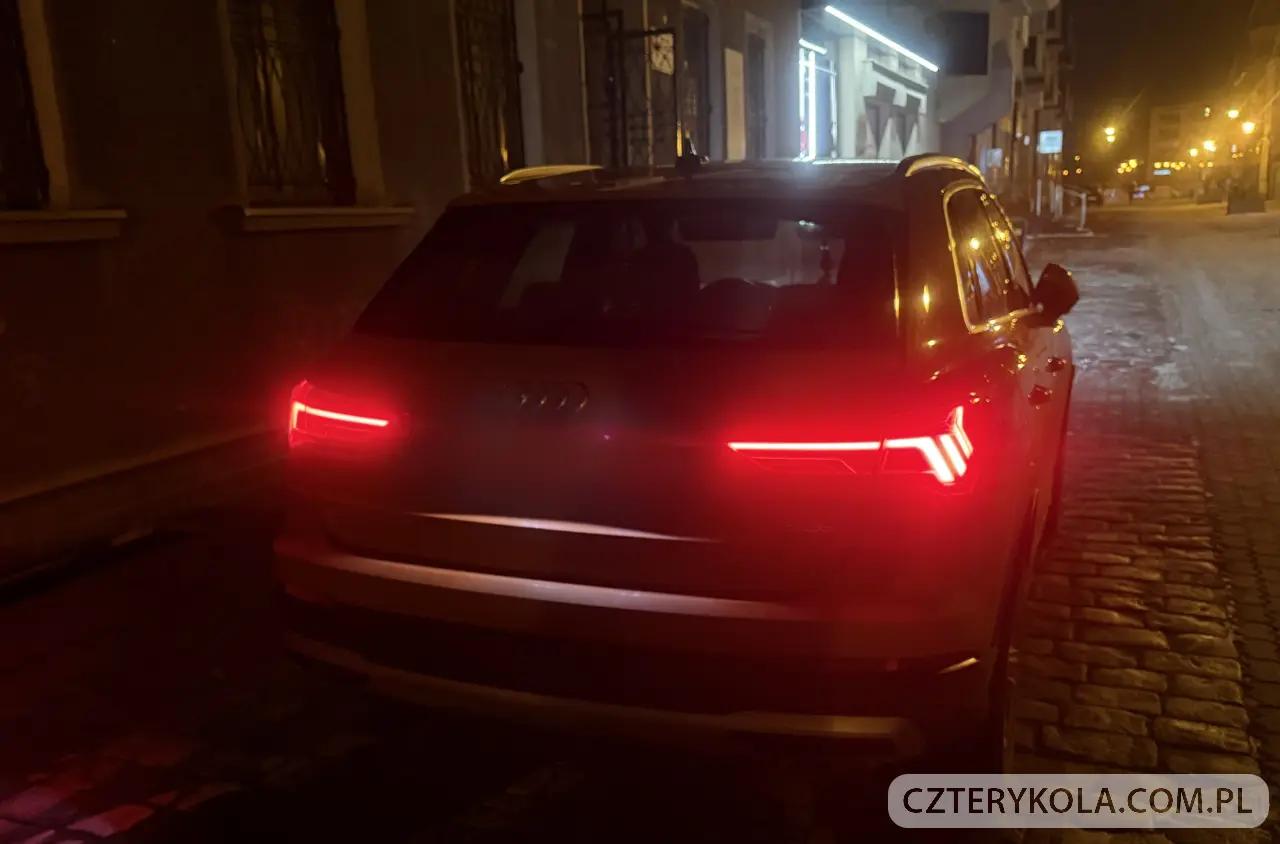 Audi- Q3- 2019 