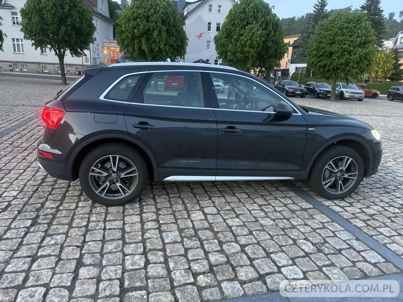 Audi- Q5- 2017 