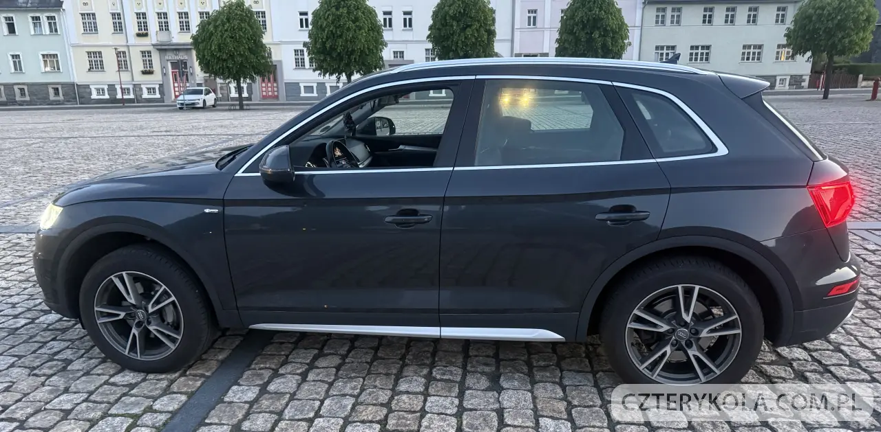 Audi- Q5- 2017 