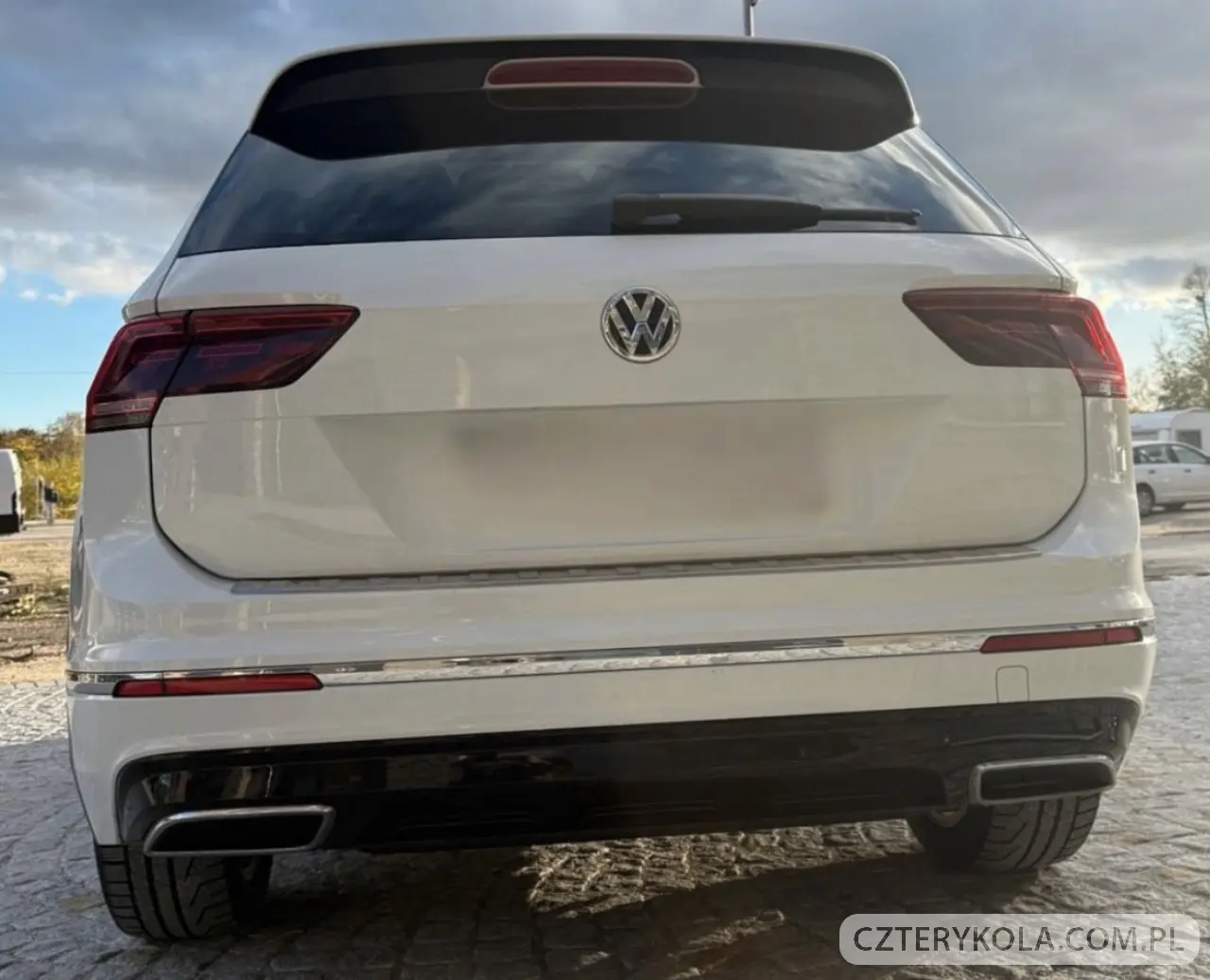 Volkswagen- Tiguan- 2017 