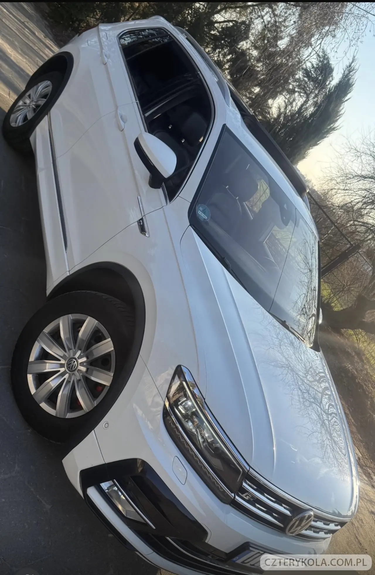 Volkswagen- Tiguan- 2017 