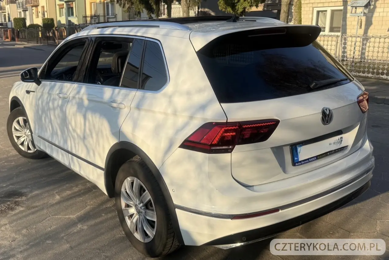 Volkswagen- Tiguan- 2017 