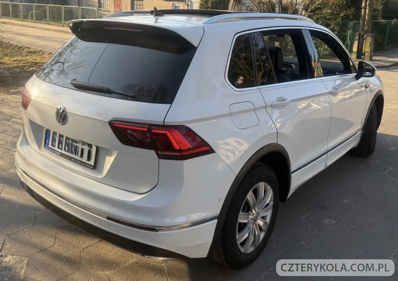 Volkswagen- Tiguan- 2017 