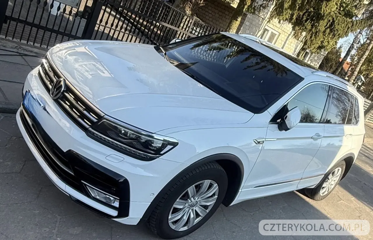 Volkswagen- Tiguan- 2017 