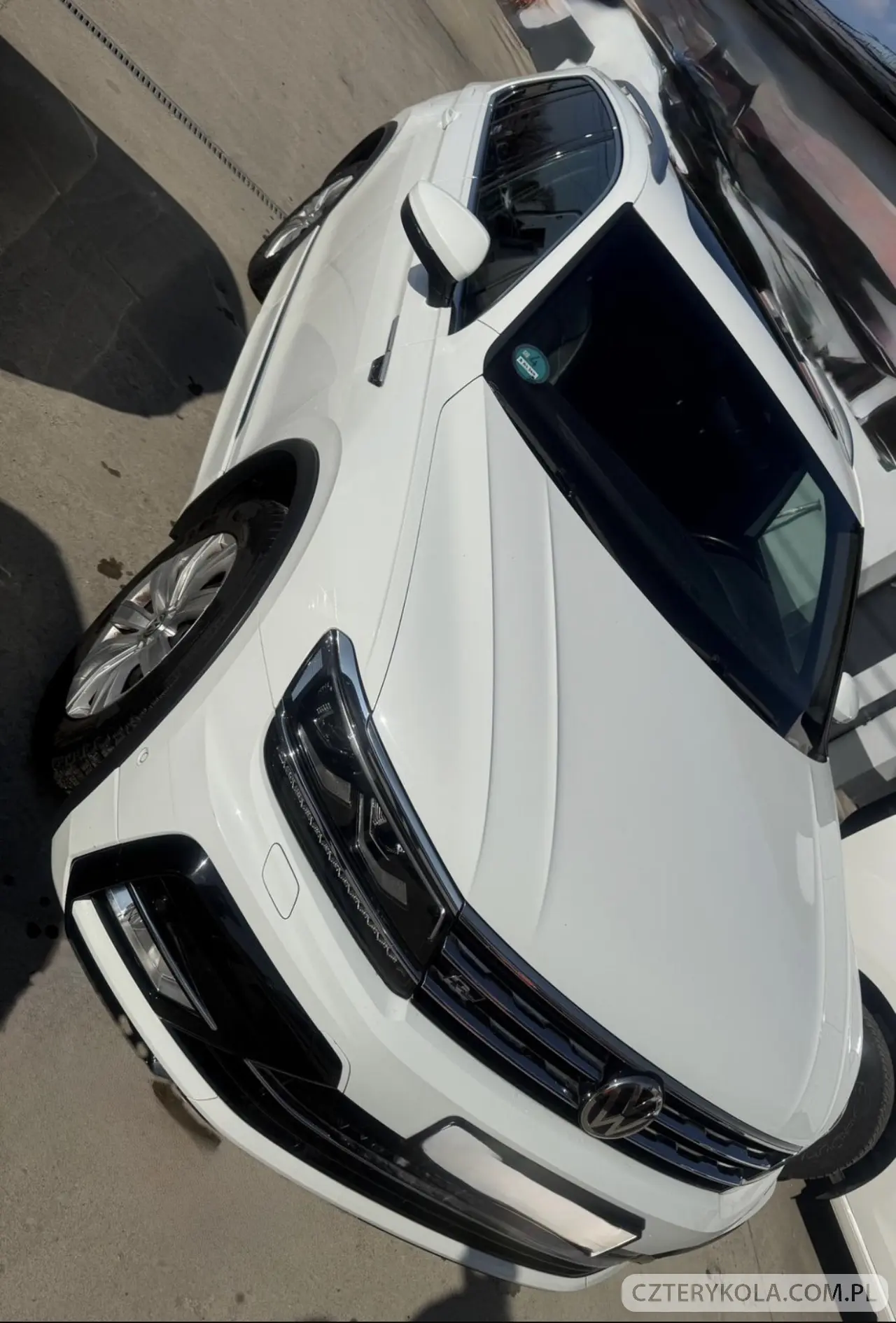 Volkswagen- Tiguan- 2017 