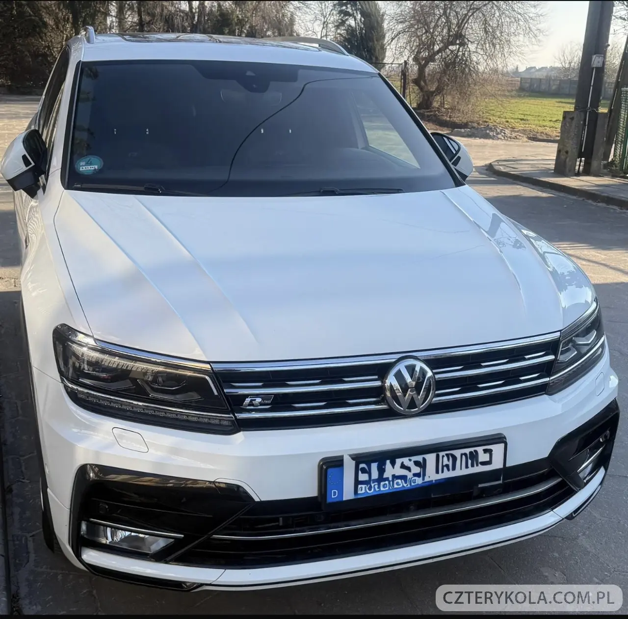 Volkswagen- Tiguan- 2017 