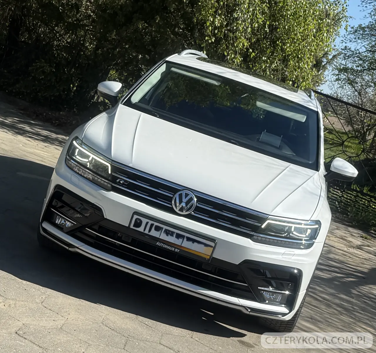Volkswagen- Tiguan- 2017 