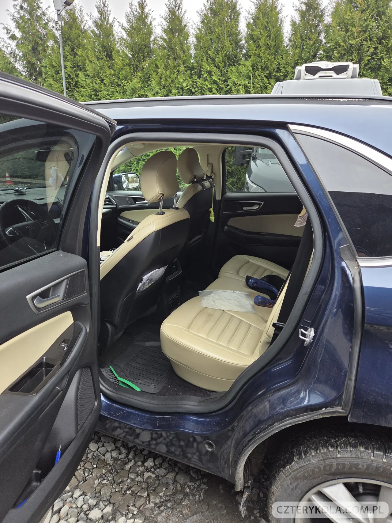 Ford- Edge- 2016 