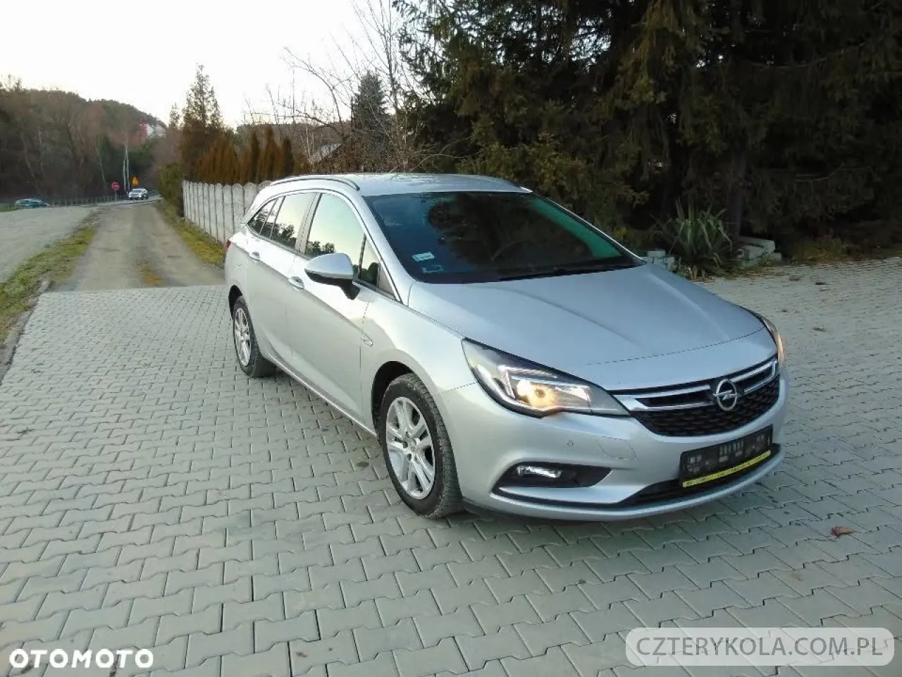 Opel- Astra- 2018 
