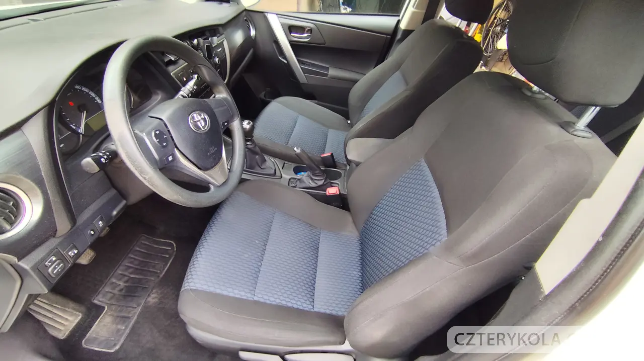 Toyota- Auris- 2014 
