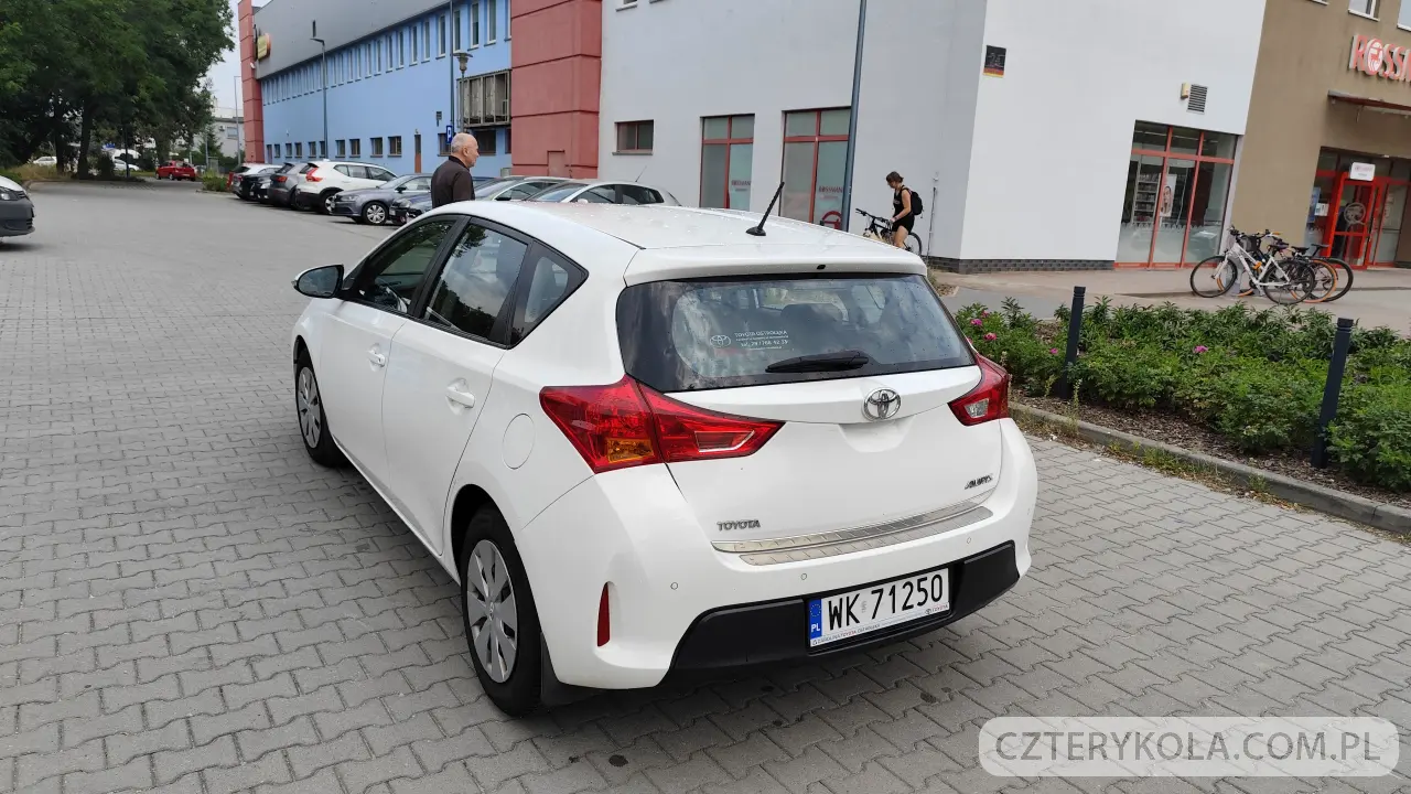 Toyota- Auris- 2014 
