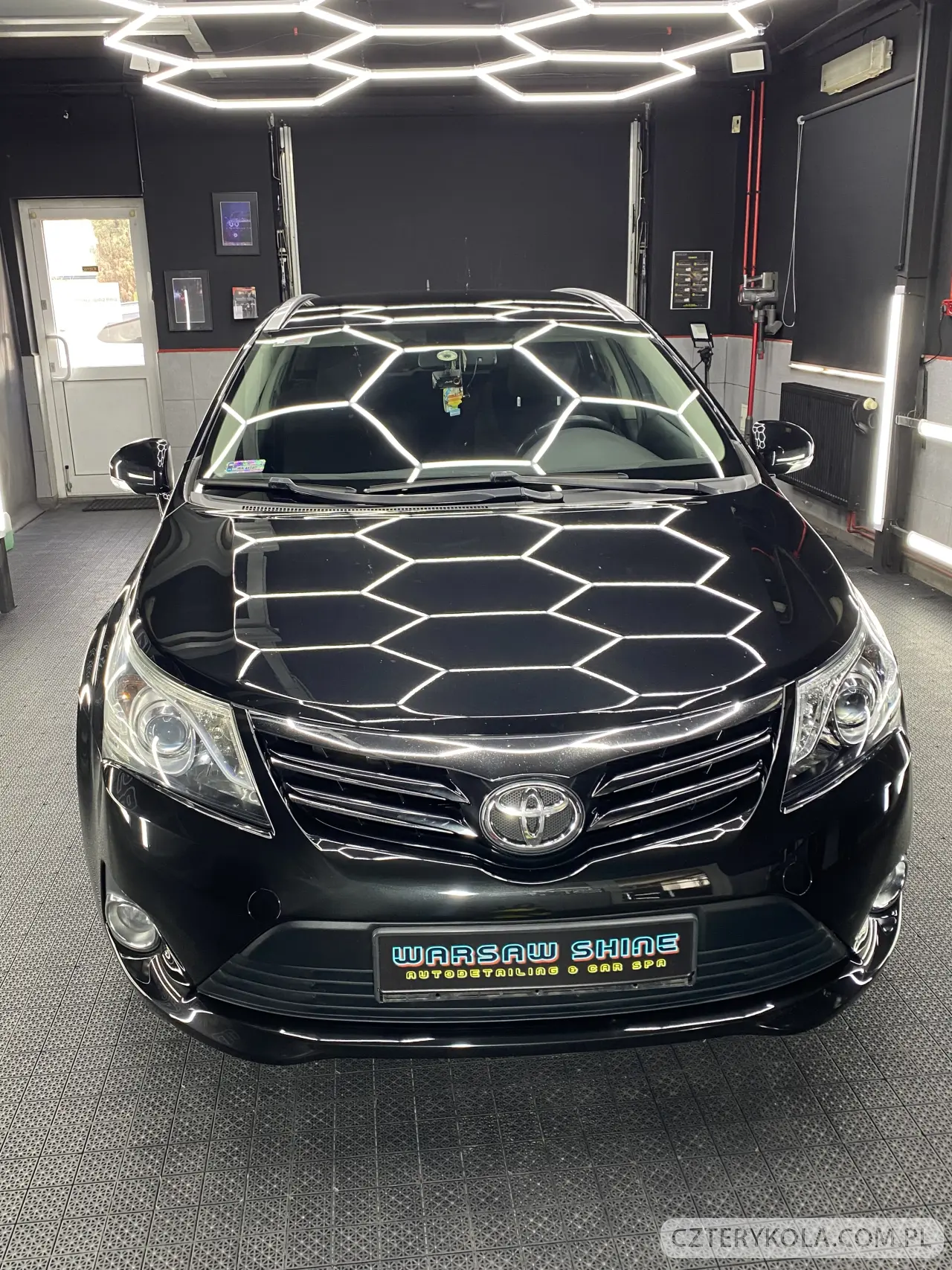 Toyota- Avensis- 2012 