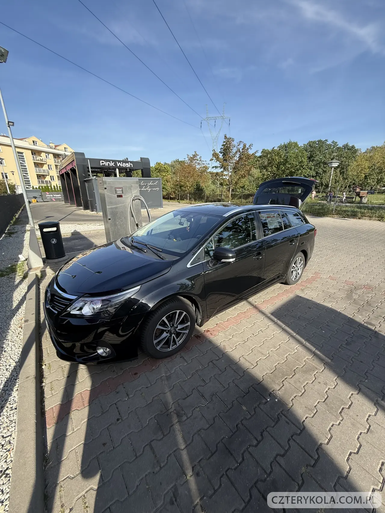 Toyota- Avensis- 2012 