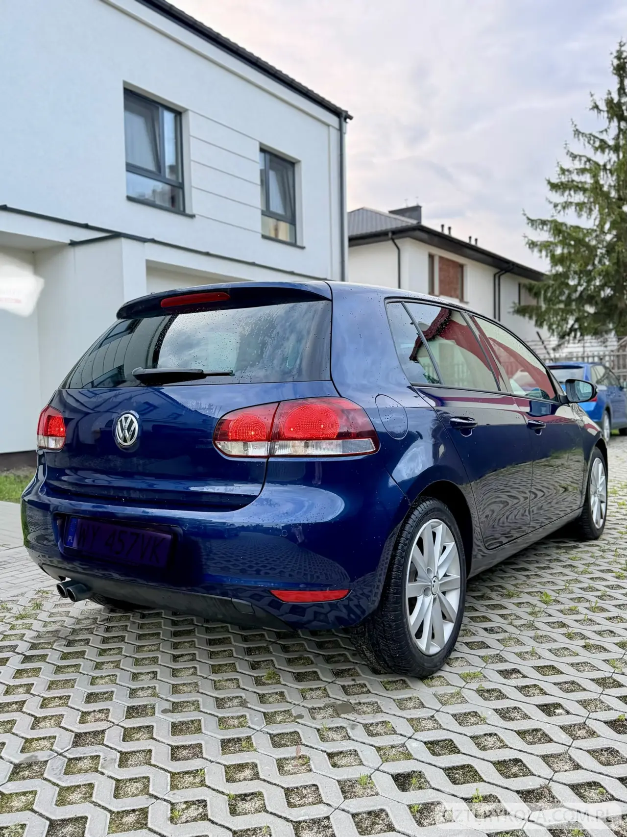 Volkswagen- Golf- 2009 